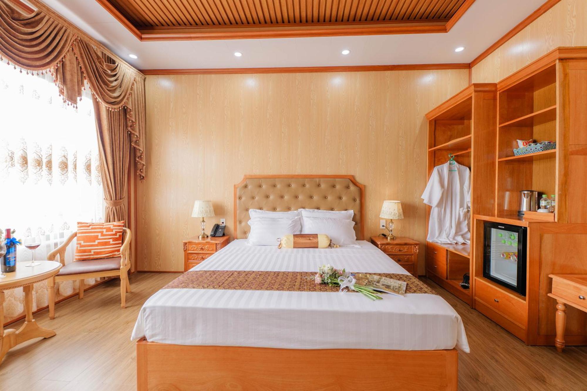 Tuan Nam Hotel Hai Phong Buitenkant foto